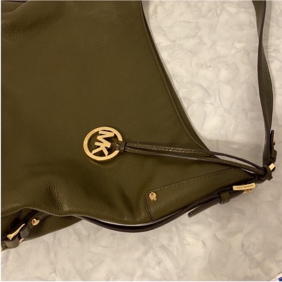 MICHAEL Michael Kors Olive Green Bedford Belted Hobo Shoulder bag - Picture 4 of 9
